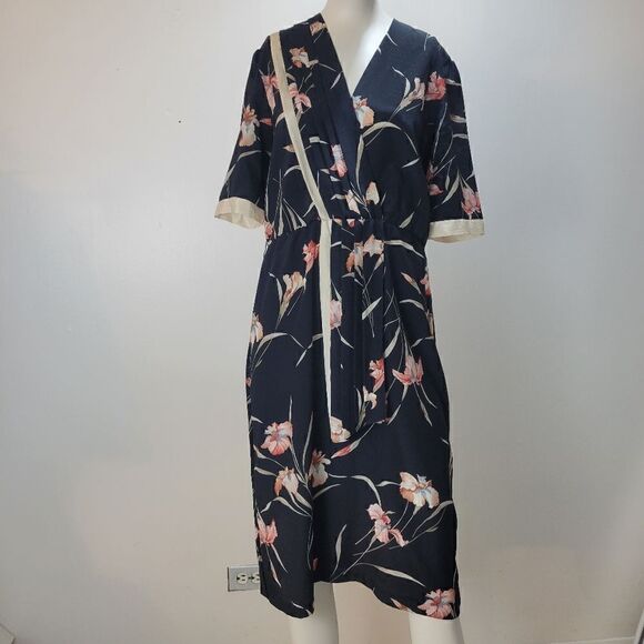 Vintage Iris Floral Faux Wrap Front Midi Dress - Picture 13 of 14